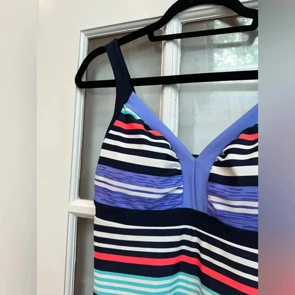 ZeroXposur Swimwear Tankini Swim Top Dress Padded Cups Stripes Size Small S - Picture 3 of 7